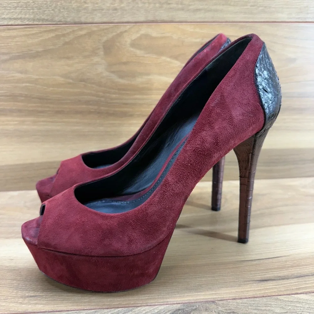 BRIAN ATWOOD Womens 7 Burgundy Suede Peep Toe Pumps Platform Heels Snake Leather